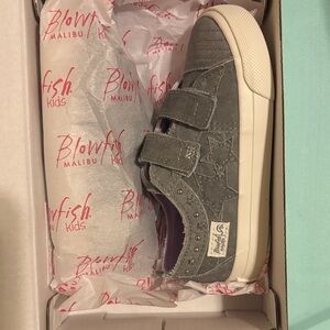 Blowfish Kids Charcoal Star Sneakers
